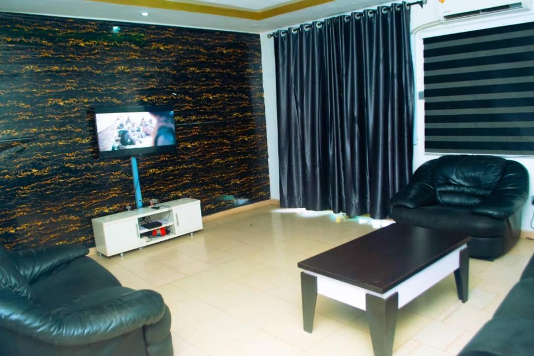 Mc Rica Hotel Ikorodu Eksteriør bilde